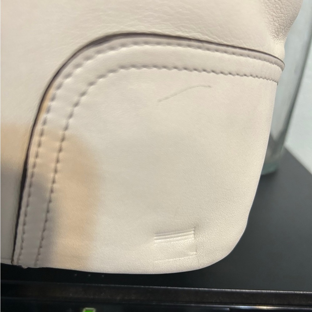 Coach Hobo Bag - Picture 4 of 9